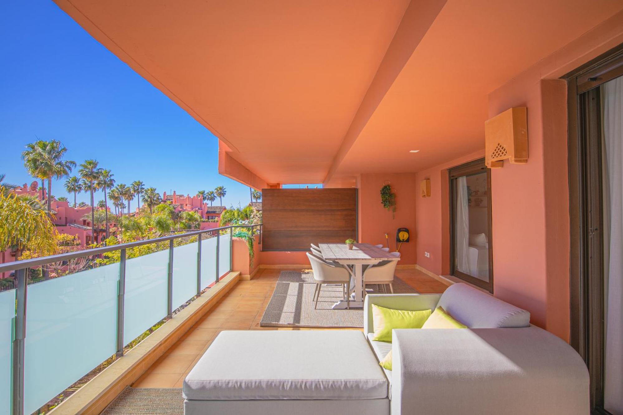 Buenti Apartments Estepona Exterior photo